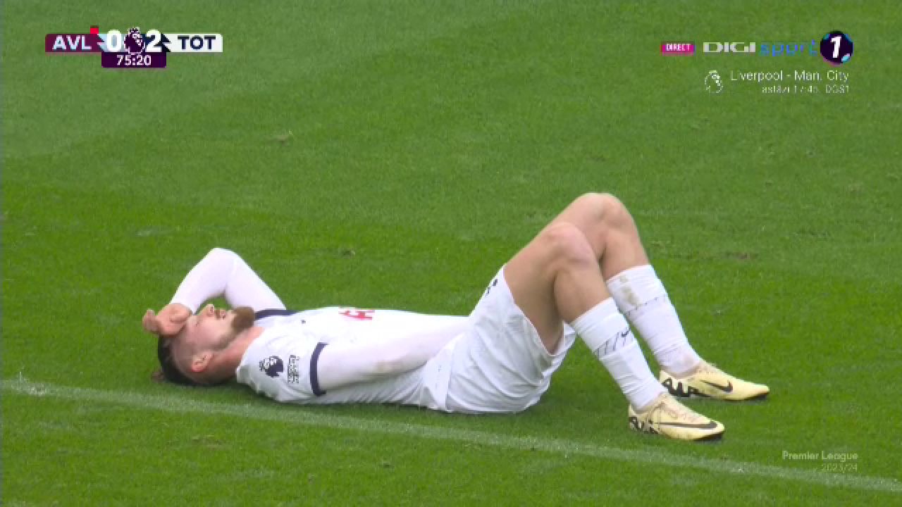 Sub centură! Radu Drăgușin a încasat o lovitură zdravănă în Aston Villa - Tottenham și s-a trântit pe gazon_2