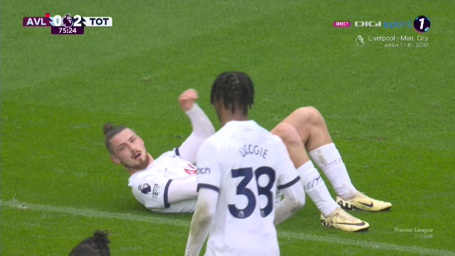 Sub centură! Radu Drăgușin a încasat o lovitură zdravănă în Aston Villa - Tottenham și s-a trântit pe gazon_5