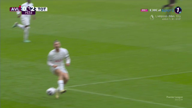 Sub centură! Radu Drăgușin a încasat o lovitură zdravănă în Aston Villa - Tottenham și s-a trântit pe gazon_20