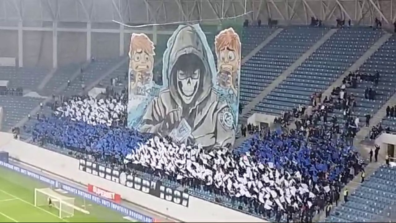 L-au uimit și pe Nicolo Napoli! Antrenorul a scos telefonul înainte de FCU - Univ. Craiova și a imortalizat momentul_7