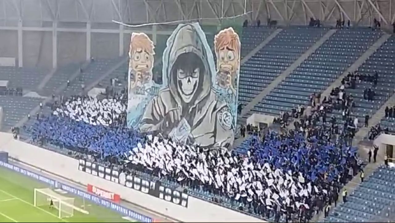 L-au uimit și pe Nicolo Napoli! Antrenorul a scos telefonul înainte de FCU - Univ. Craiova și a imortalizat momentul_9