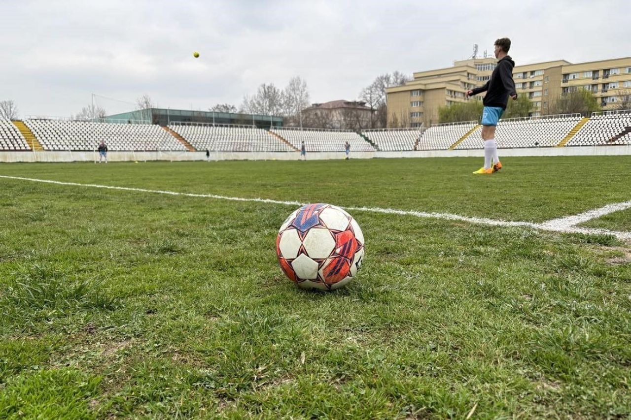 Cum arată acum Stadionul Regie, unde au făcut spectacol Gică Hagi, Mircea Sandu și