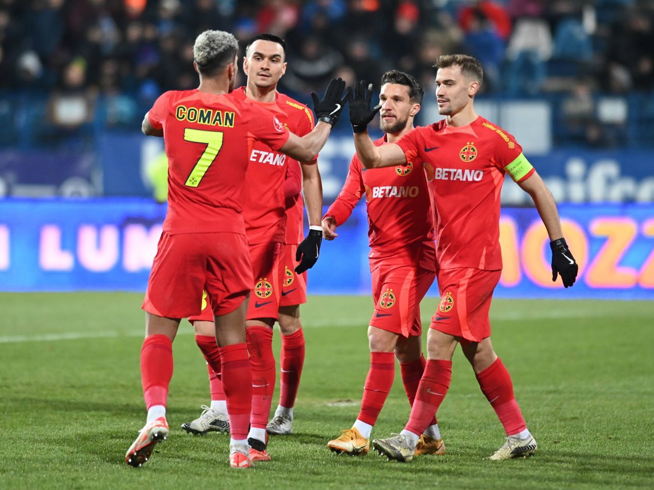 Cum arată topul golgheterilor din Superligă la sfârșitul sezonului regular. Doi străini amenință cuplul letal de la FCSB!_2