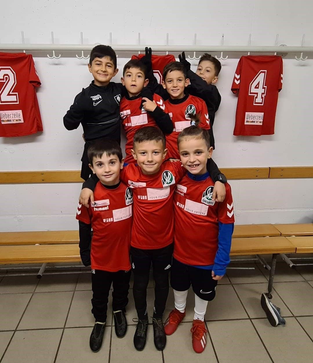 ”Banda” de puști români din Austria i-a dat 24 de goluri lui Red Bull Salzburg! ”Părinții au numărat și mi-au zis scorul”_13