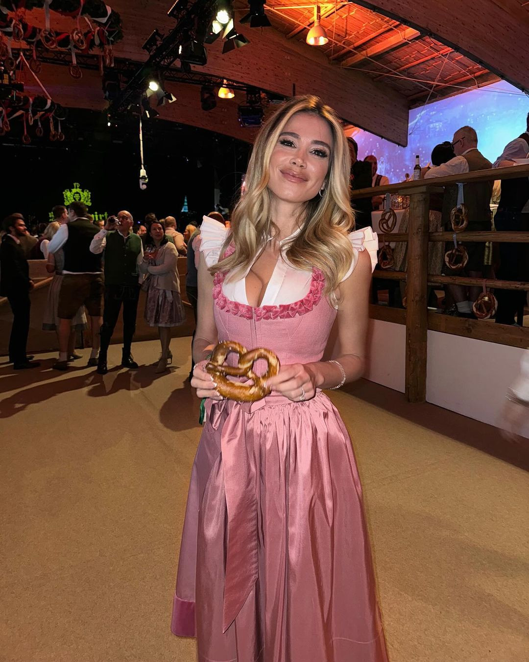 Familia, mai presus de carieră! Ce se întâmplă cu Loris Karius, după ce nu a prins decât un meci în acest sezon, la Newcastle_5