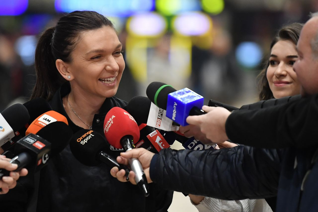 Simona Halep, două 