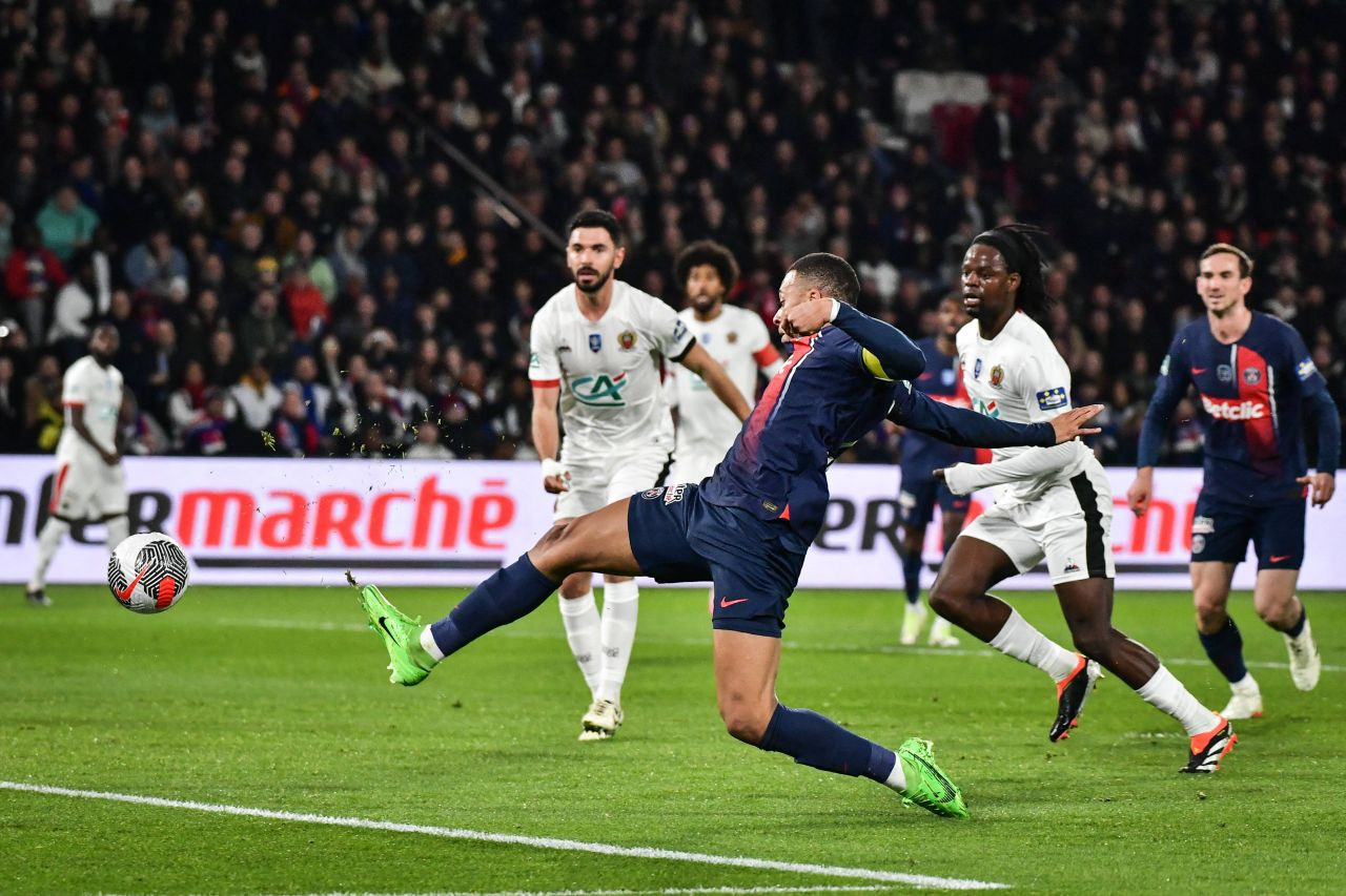 N-a revenit inca dupa accidentare, dar e aproape de un SUPER TRANSFER! Ce club important insista pentru semnatura lui Florin Andone