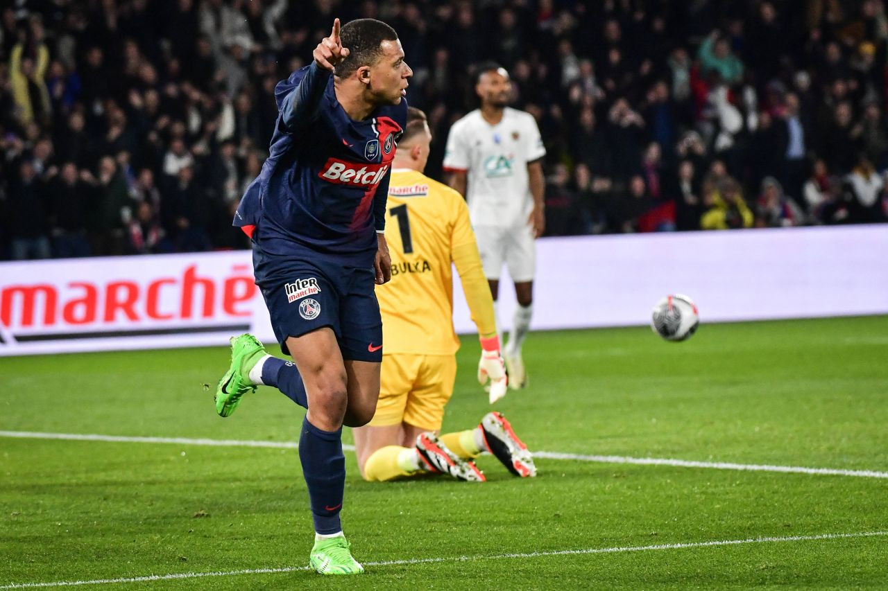 Kylian Mbappe, ca în vremurile bune la PSG: integralist, căpitan, marcator!_9