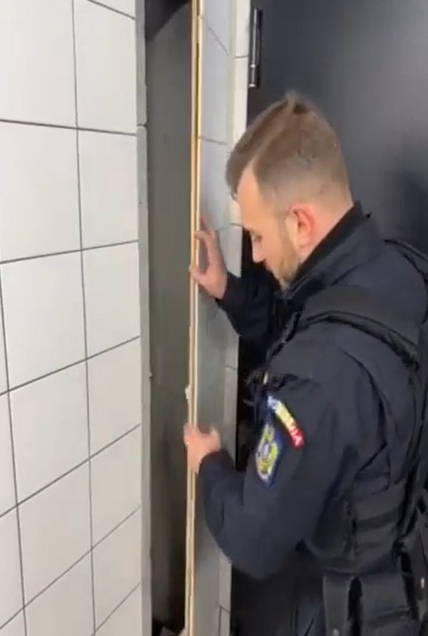 Camera secretă descoperită de polițiști pe ”Giulești”, în ziua în care mascații l-au ”săltat” pe Daniel Niculae_1