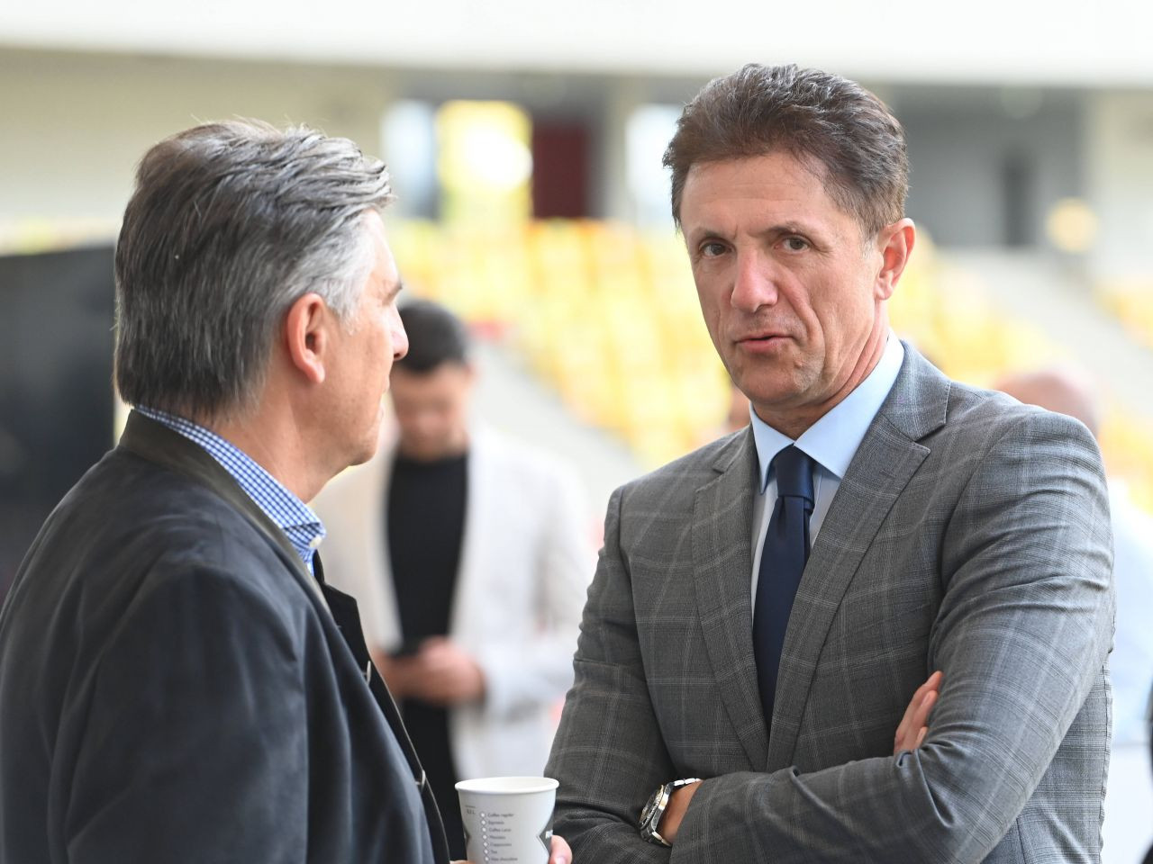 Gigi Becali este hotarat sa se retraga definitiv din viata publica! Finantatorul FCSB-ului si-ar fi anuntat deja apropiatii unde ar vrea sa se mute