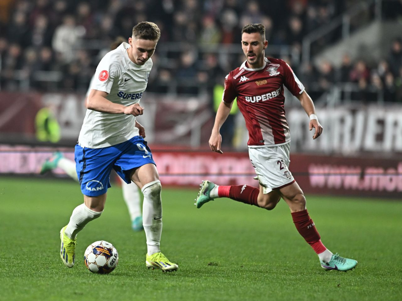 Lecția lui Hagi și jucătorul pe care Iordănescu e obligat să-l vadă. Trei idei după Rapid - Farul 1-2, meciul care-i poate lăsa pe giuleșteni fără șanse la titlu_2