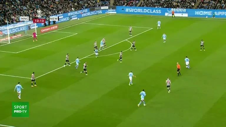 FA Cup: Manchester City - Newcastle 1-0 (gol Silva, minutul 13)