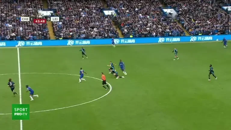 Ratare singur cu portarul a lui Sterling &icirc;n Chelsea - Leicester din sferturile FA Cup (17.03.2024)