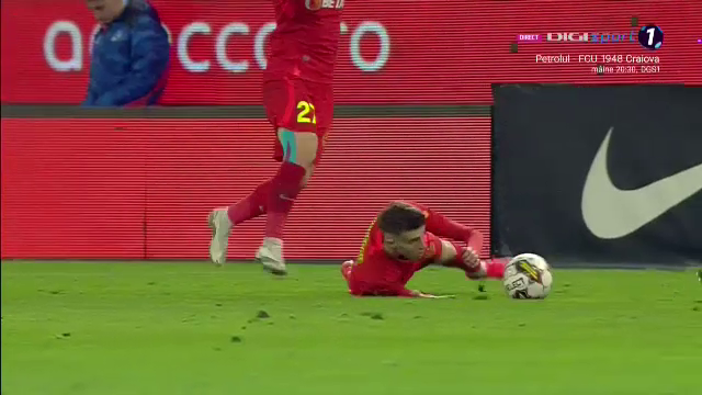 Auch! Darius Olaru i-a aplicat o lovitură dură lui Tavi Popescu în FCSB - Sepsi OSK_7