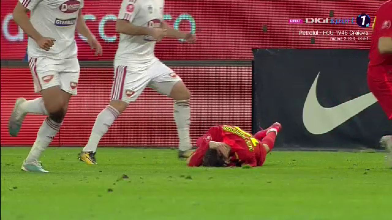 Auch! Darius Olaru i-a aplicat o lovitură dură lui Tavi Popescu în FCSB - Sepsi OSK_16