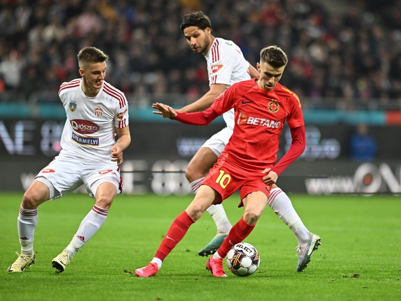 O veste bună, un semnal de alarmă și o decizie pusă sub semnul întrebării. Trei concluzii după FCSB - Sepsi 2-1_3