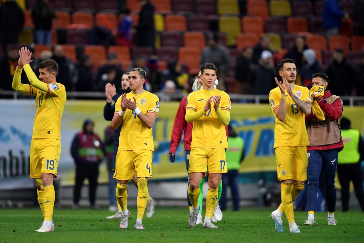 Edi Iordănescu l-a folosit în preliminarii, dar acum nu mai prinde nici lotul la club și a jucat 60 de minute tot anul_11