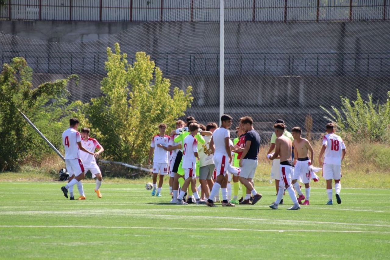 După Dorian Railean, Dinamo mai trimite un portar la naționala Moldovei!_10