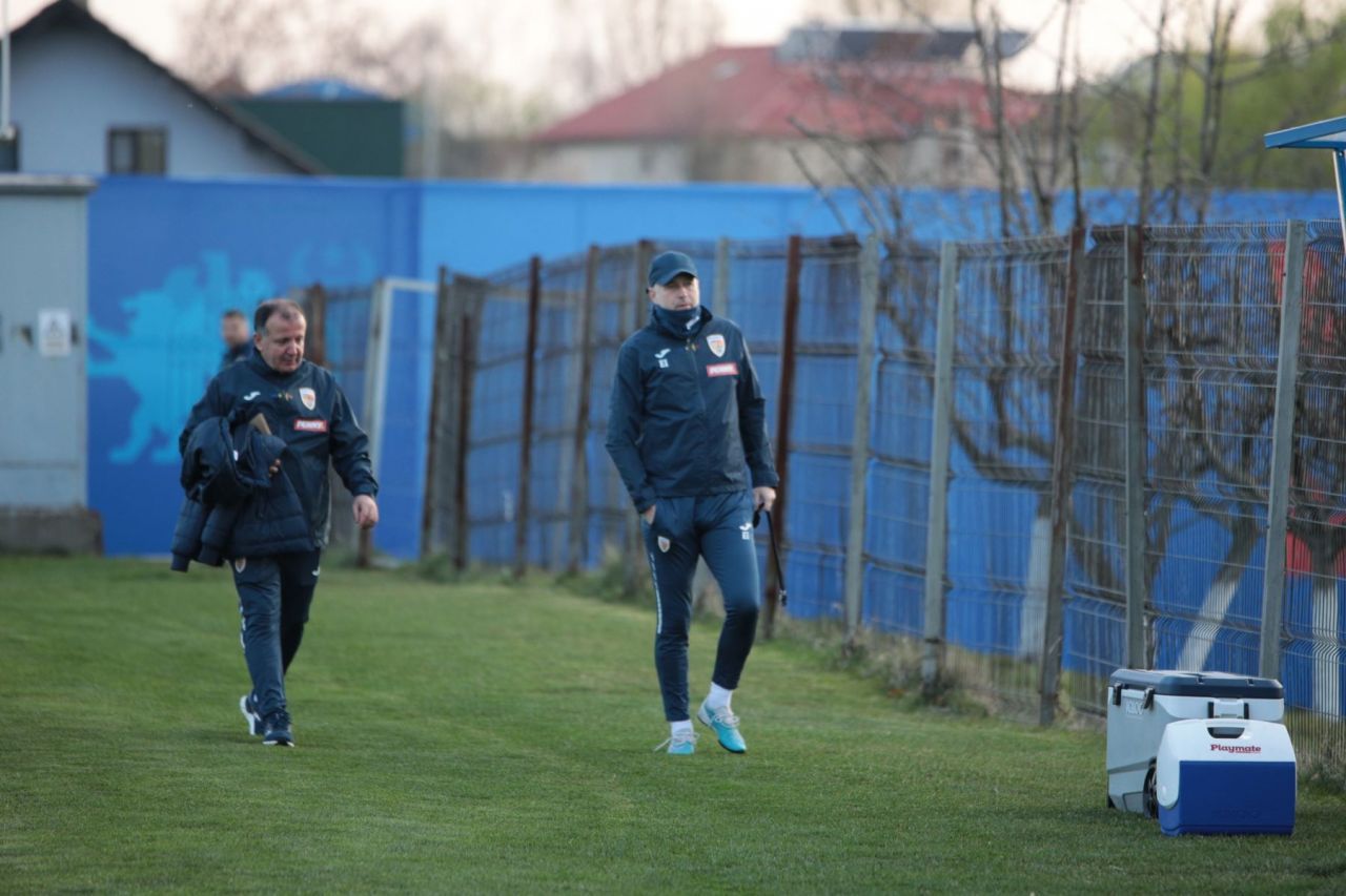 Motivele pentru care Edi Iordănescu ar întârzia să semneze prelungirea contractului cu FRF_4