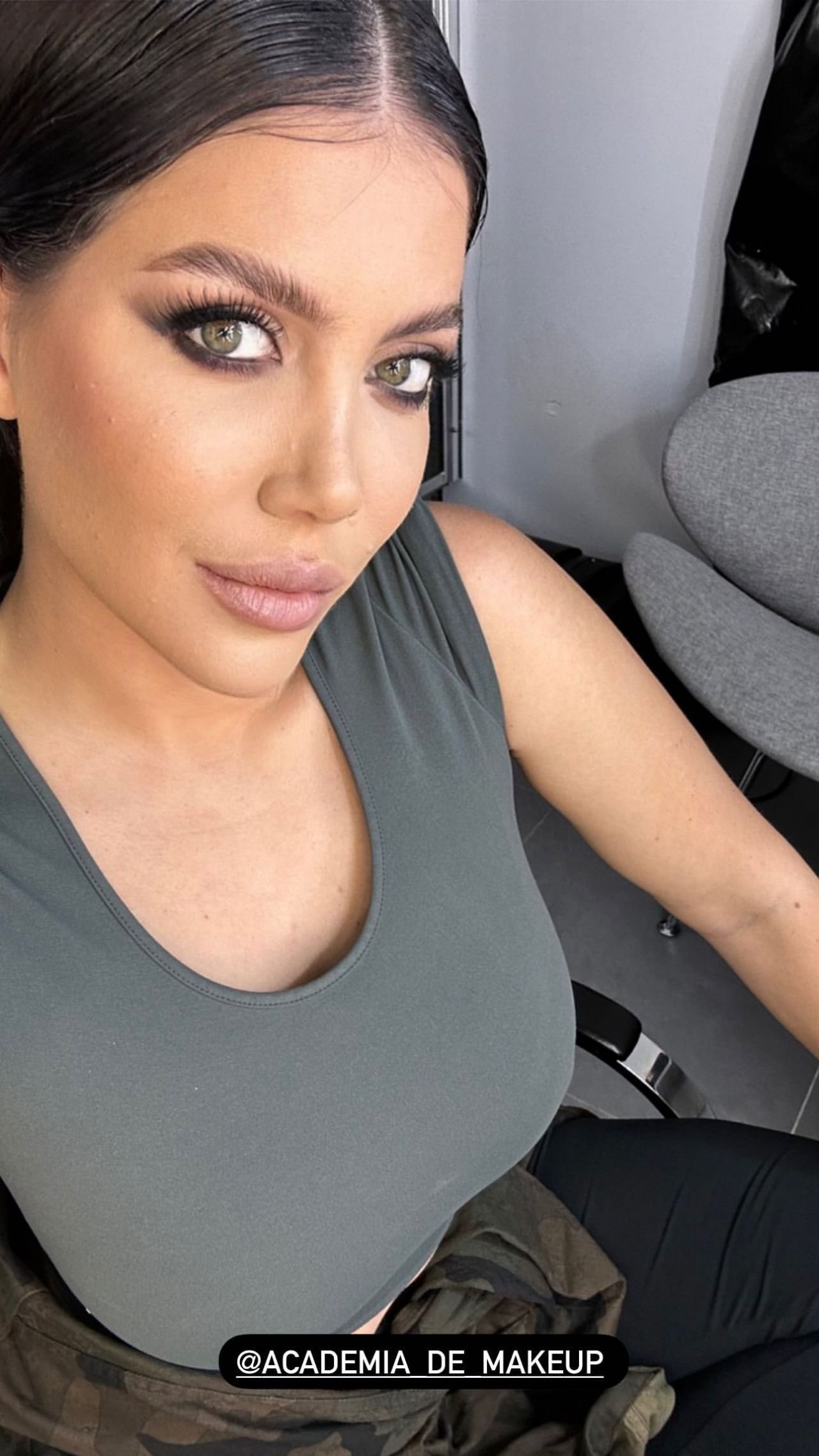 A urcat în ringul de box în cea mai excentrică ținută, iar secvențele sunt încendiare. Cum s-a lăsat filmată Wanda Nara_117