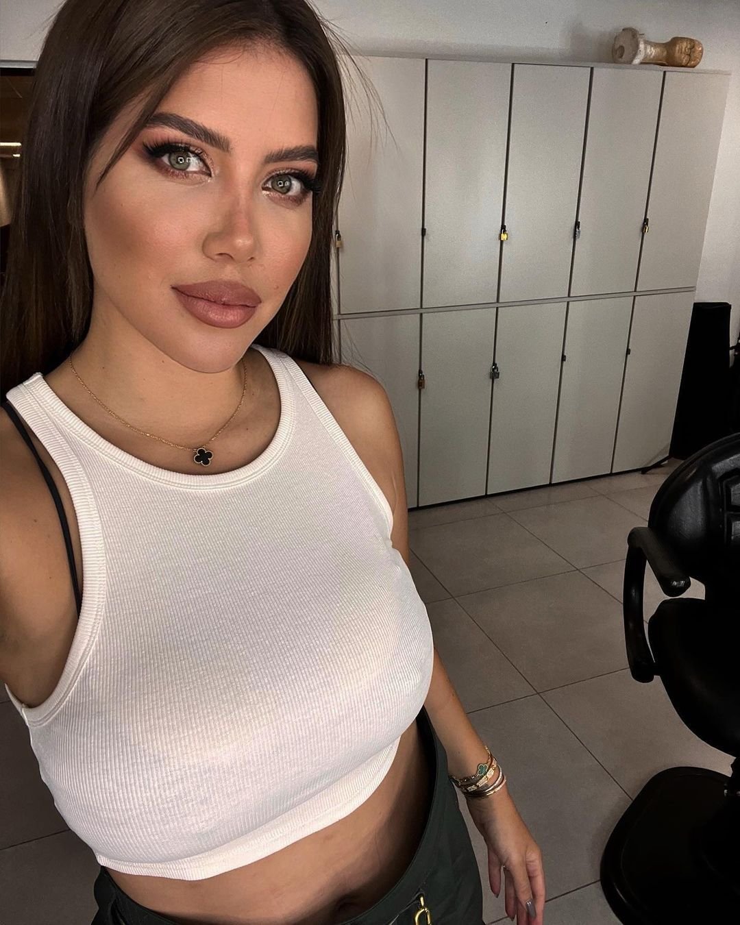 A urcat în ringul de box în cea mai excentrică ținută, iar secvențele sunt încendiare. Cum s-a lăsat filmată Wanda Nara_130