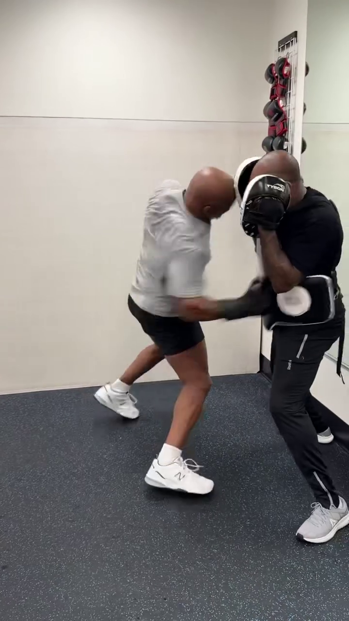 Ca la 20 de ani! Mike Tyson se pregătește ca un spartan pentru ultimul meci al carierei_20