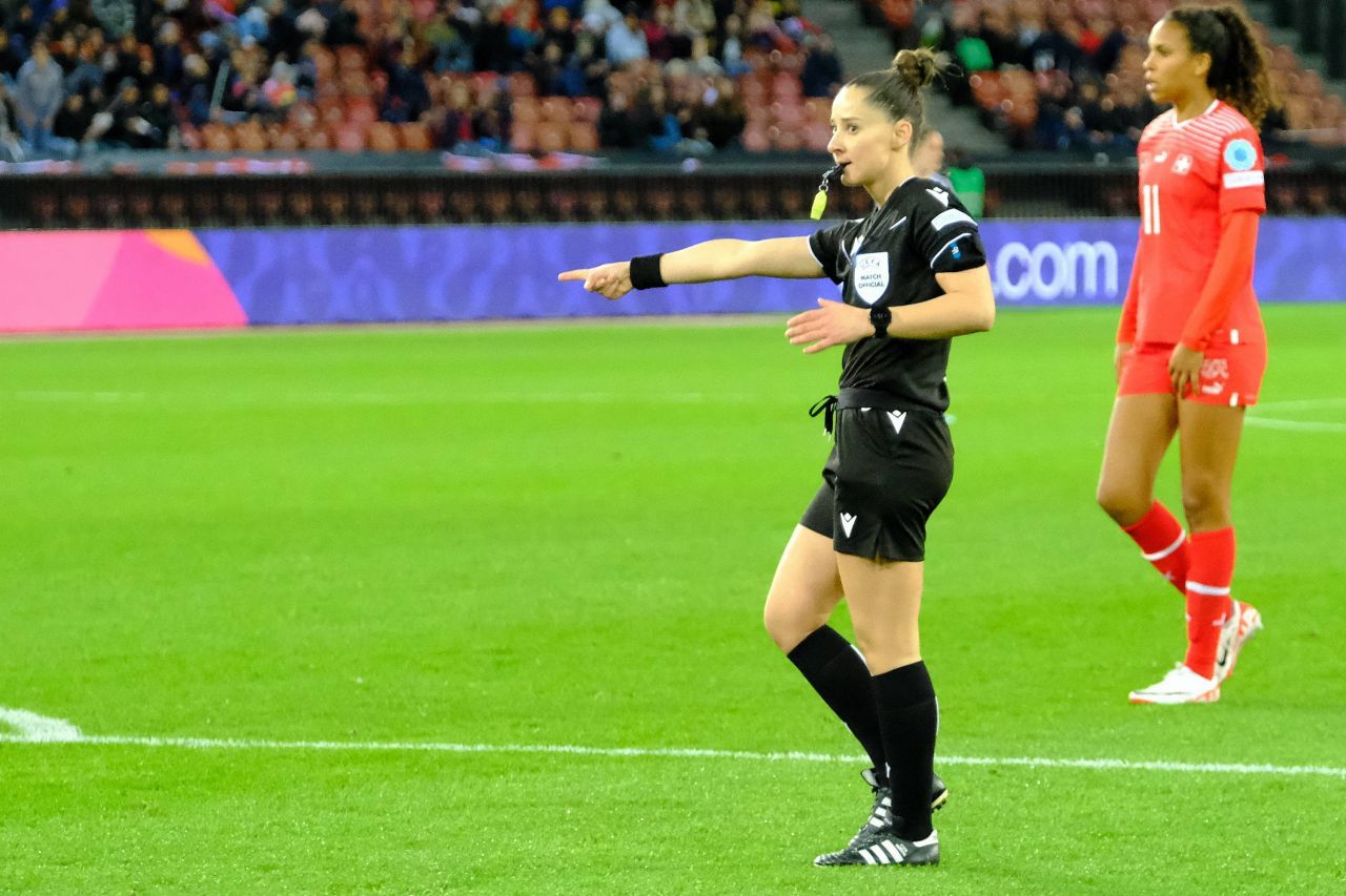 Iuliana Demetrescu îi dă replica lui Gigi Becali după derapajul sexist: