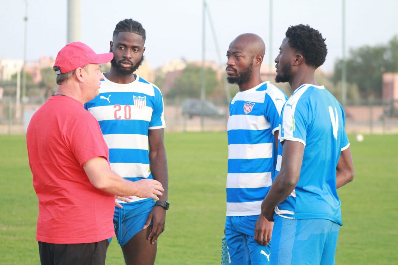 Selecționerul rom&acirc;n al Liberiei, debut perfect! Primul meci, prima victorie și calificarea este aproape