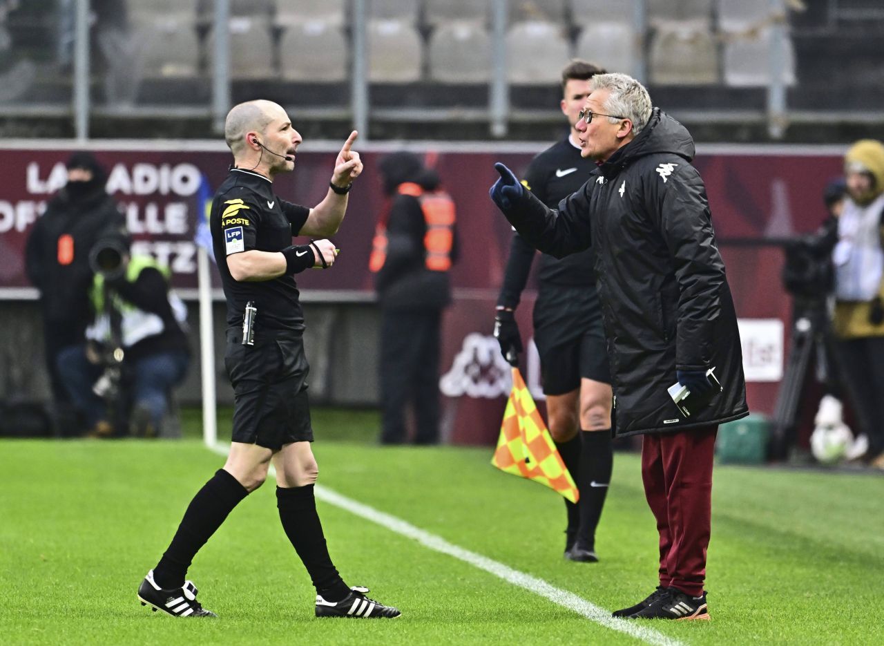 Este Laszlo Boloni un antrenor scump? L'Equipe a dezvăluit ce salariu are tehnicianul român al lui FC Metz_3
