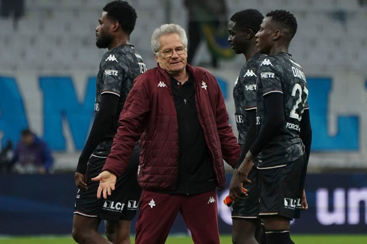 Este Laszlo Boloni un antrenor scump? L'Equipe a dezvăluit ce salariu are tehnicianul român al lui FC Metz_7