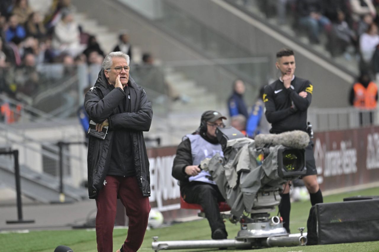 Este Laszlo Boloni un antrenor scump? L'Equipe a dezvăluit ce salariu are tehnicianul român al lui FC Metz_14