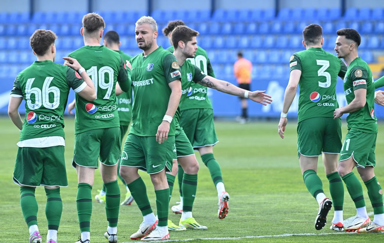 Show total făcut de Constantin Budescu &icirc;n amicalul Farului