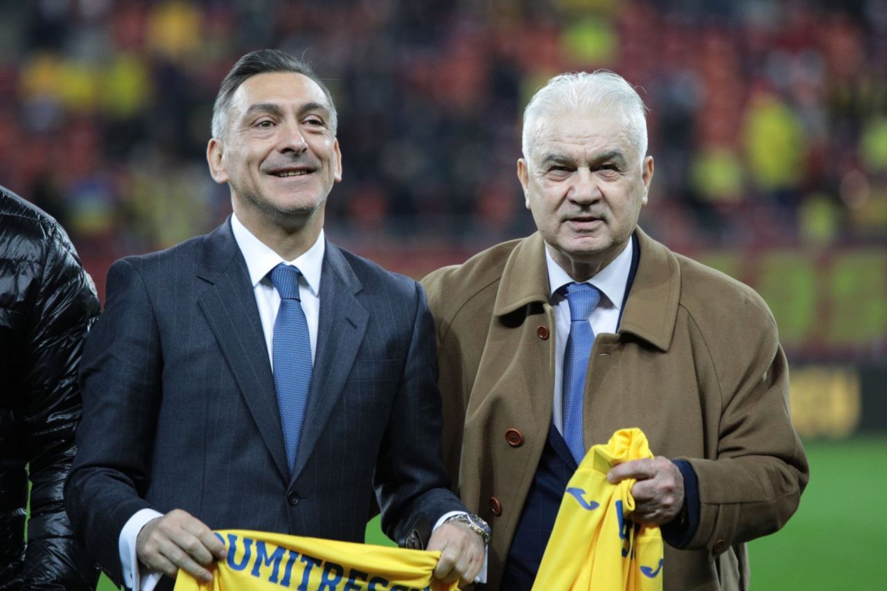 Cum a reacționat Ilie Dumitrescu când a văzut echipa de start a României împotriva Belgiei_10