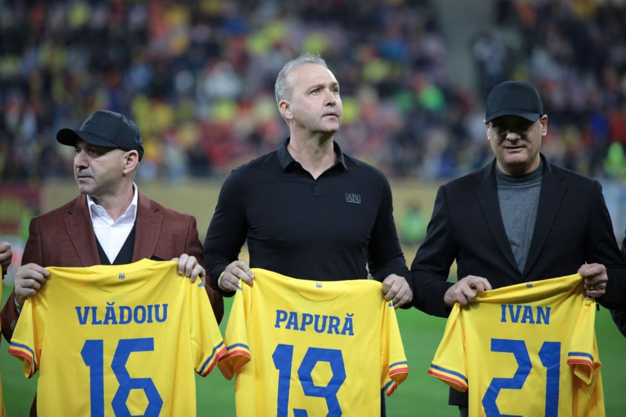 Gică Hagi, mai ovaționat de public decât Ianis Hagi, la meciul cu Irlanda de Nord. Cum a fost posibil_22