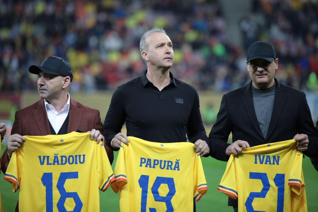 Gică Hagi, mai ovaționat de public decât Ianis Hagi, la meciul cu Irlanda de Nord. Cum a fost posibil_22