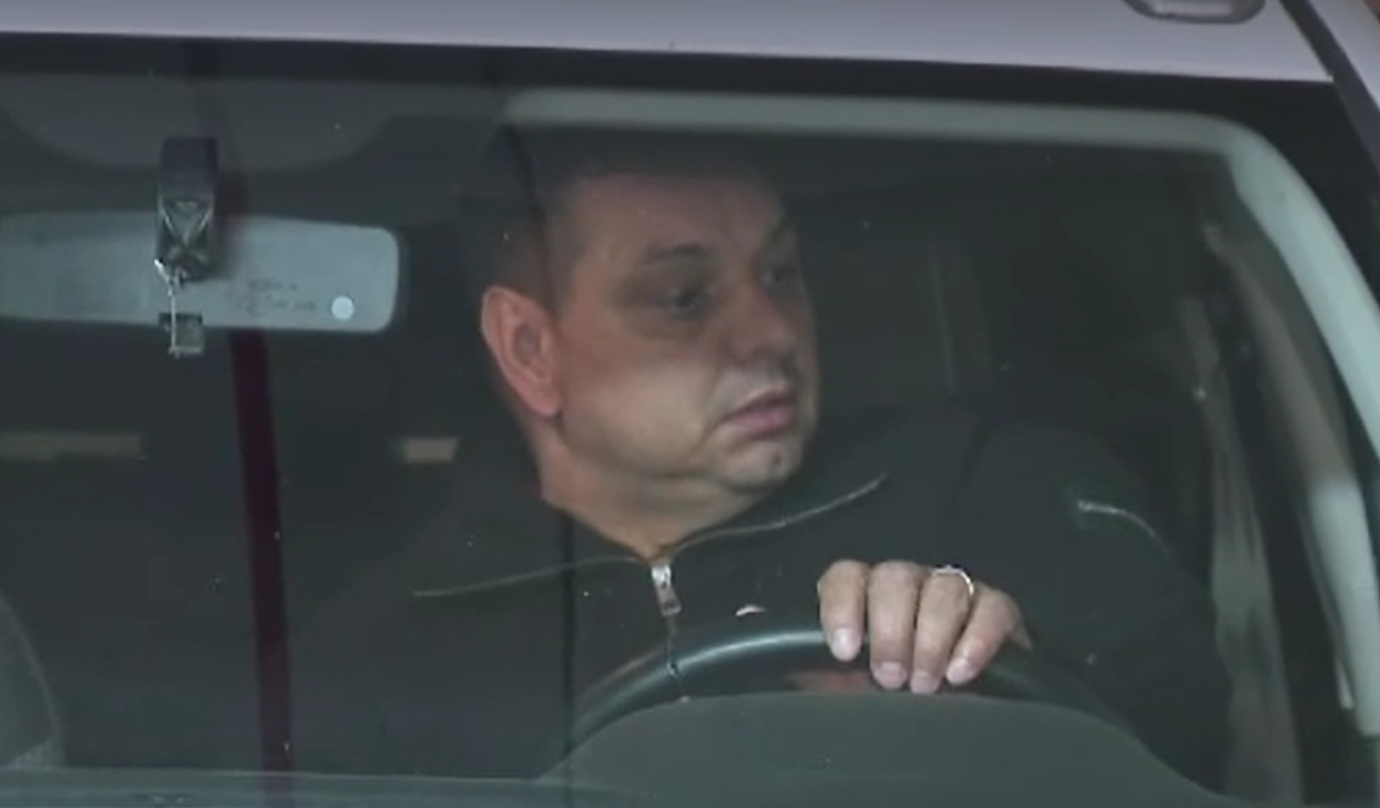 &rdquo;Alarmă teroristă!&rdquo; Replică după ce Ionel Ganea a fost dus la secție &icirc;nainte de Rom&acirc;nia - Irlanda de Nord