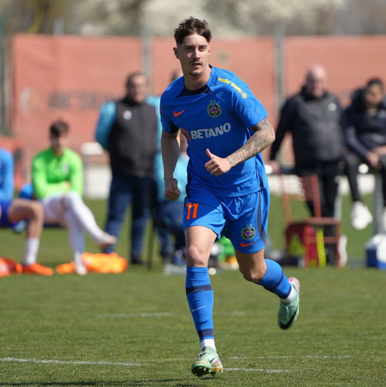 FCSB, remiză în amicalul cu Gloria Buzău! Liderul a luat gol chiar de la jucătorul împrumutat + Chiricheș, titular și căpitan_11
