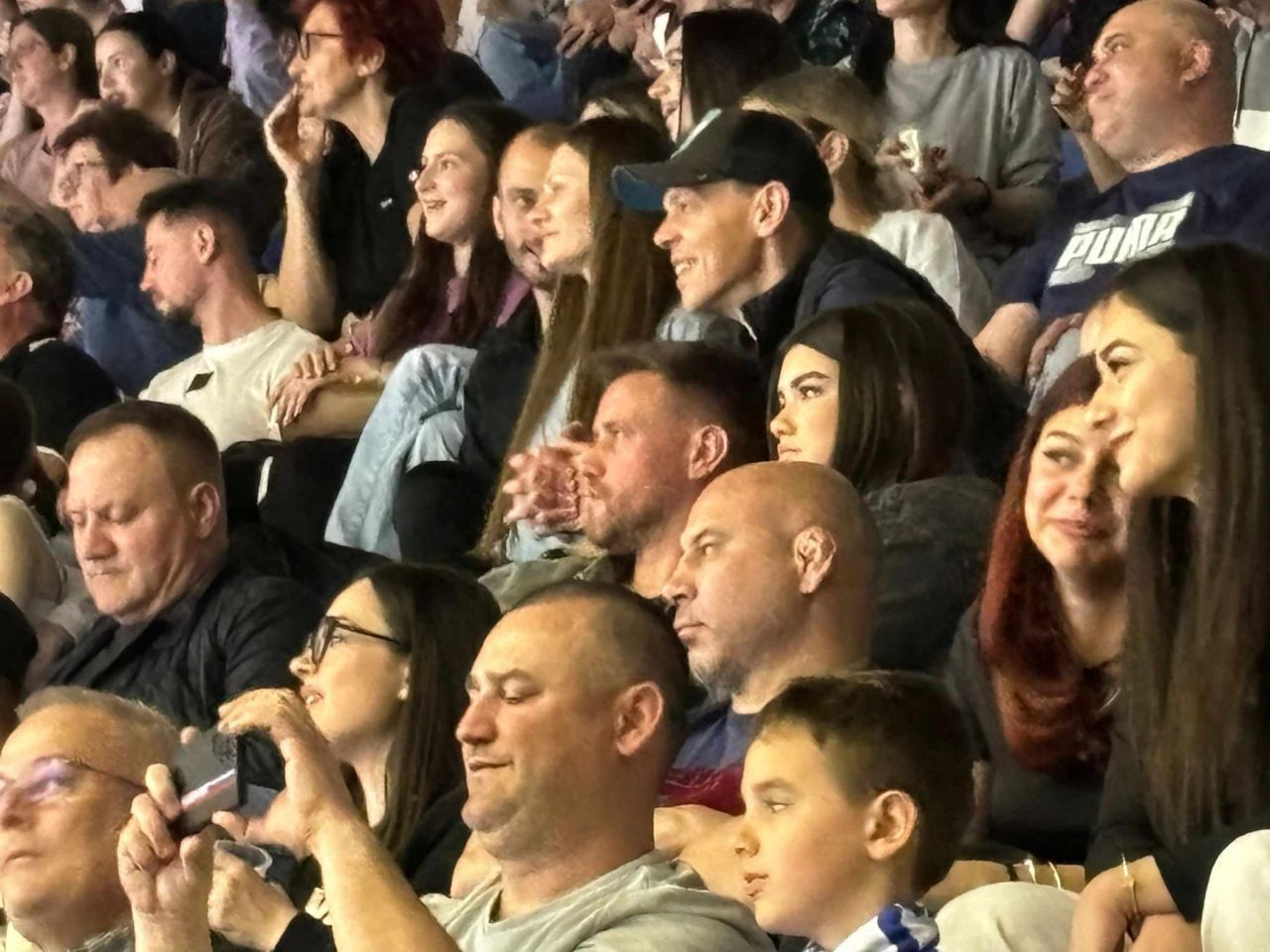 Mihai Pintilii, suporter de lux la calificarea CSM-ului în sferturile Champions League. A fost alături de frumoasa lui fată_2