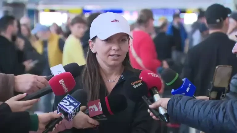 &bdquo;Dacă nu &icirc;nțelege, să i se traducă!&rdquo; Simona Halep i-a oferit replica danezei Wozniacki