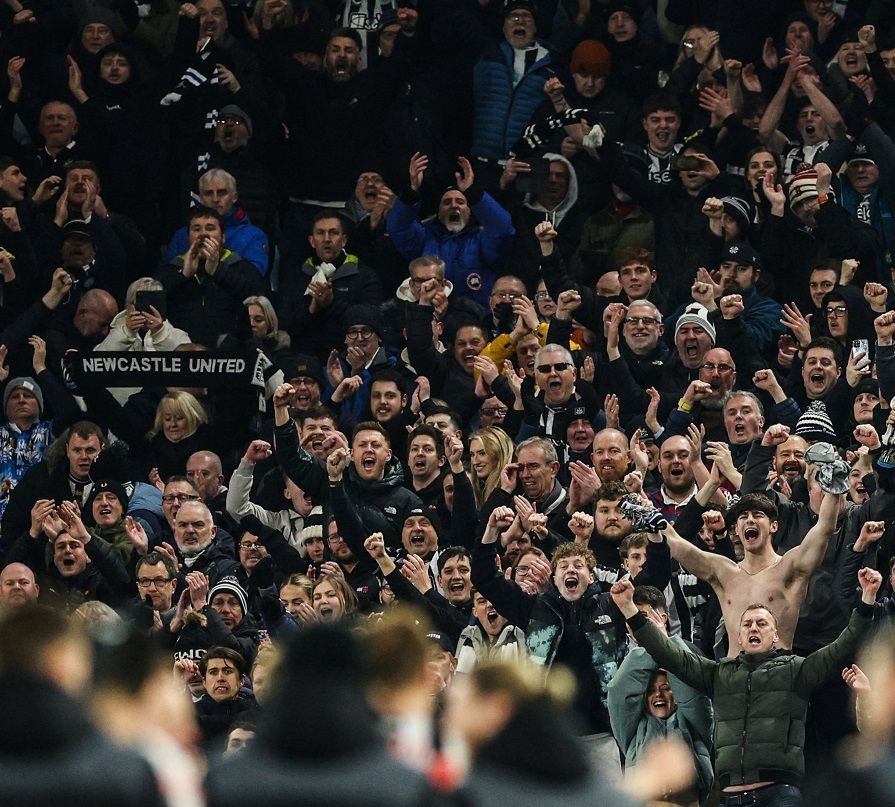 Clasamentul suporterilor din Premier League. Atmosfera de pe Anfield e pe locul 1, Manchester City nu prinde Top 5