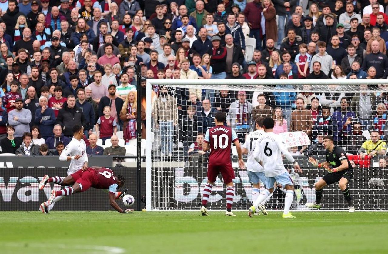 Clasamentul suporterilor din Premier League. Atmosfera de pe Anfield e pe locul 1, Manchester City nu prinde Top 5_20