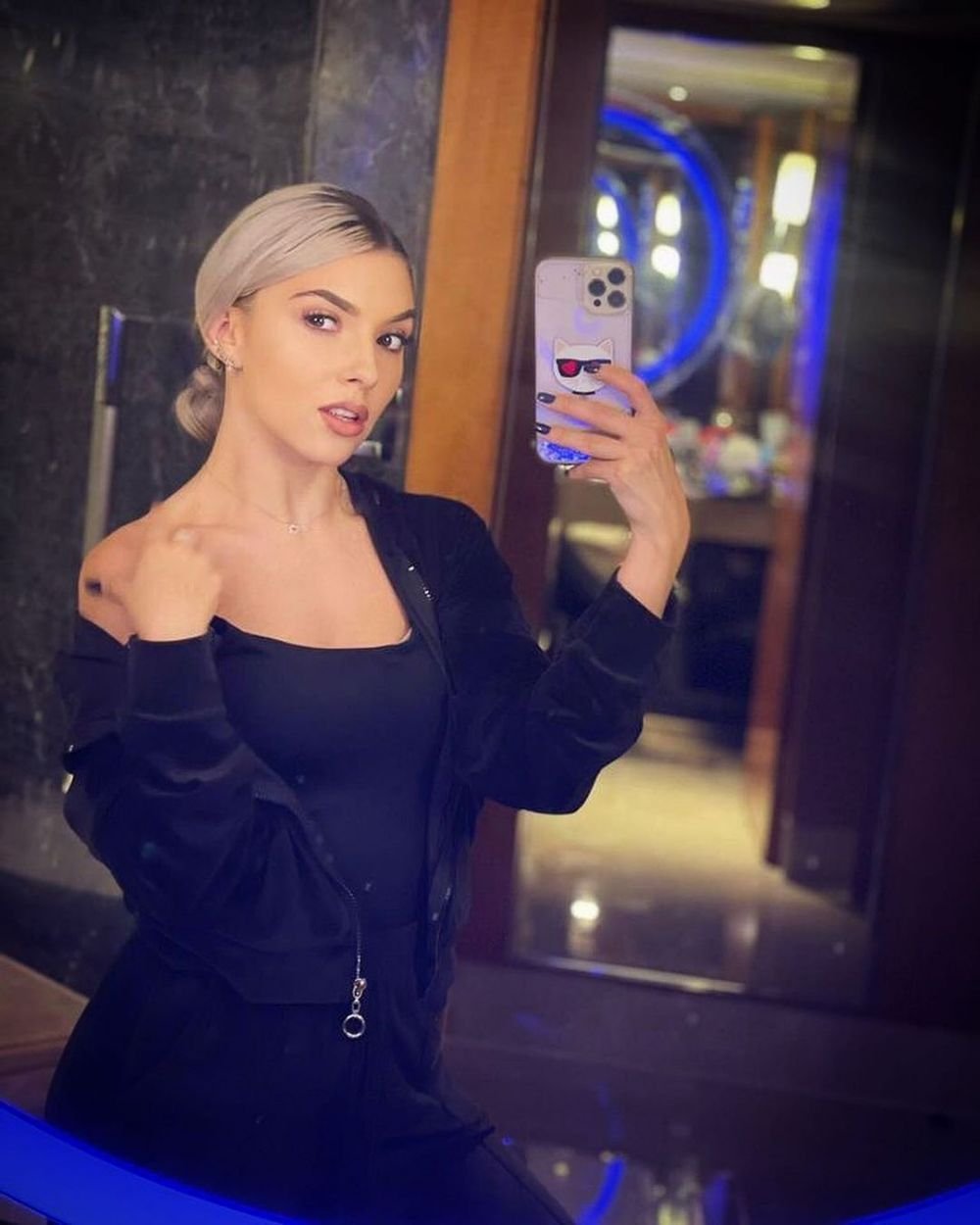 Bernadette Szocs trage tare pentru România! Dovada că jucătoarea de tenis de masă are 'agenda' făcută_82