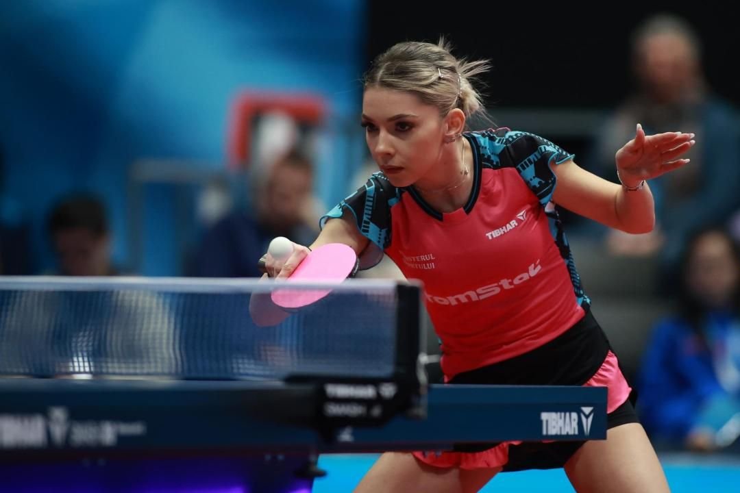 Bernadette Szocs trage tare pentru România! Dovada că jucătoarea de tenis de masă are 'agenda' făcută_107