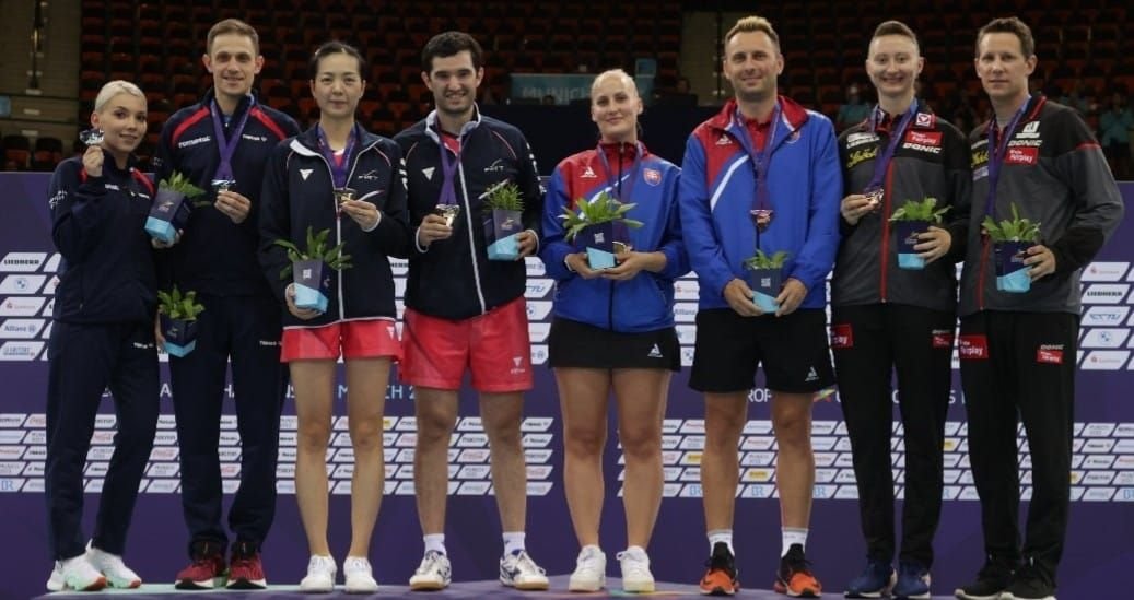 Bernadette Szocs trage tare pentru România! Dovada că jucătoarea de tenis de masă are 'agenda' făcută_140