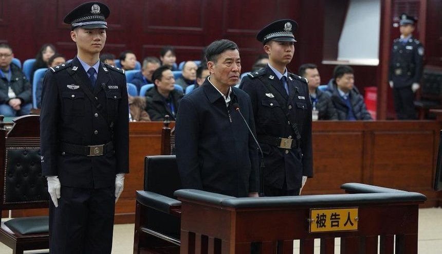 &rdquo;Nașul&rdquo; de la Beijing, &icirc;nchisoare pe viață pentru luare de mită! Președintele Federației Chineze de Fotbal și-a recunoscut degeaba vina