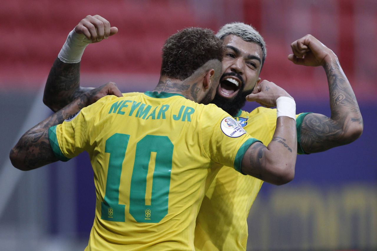 Atacantul din naționala Braziliei care a jucat și la Inter Milano, suspendat doi ani după un control antidoping!