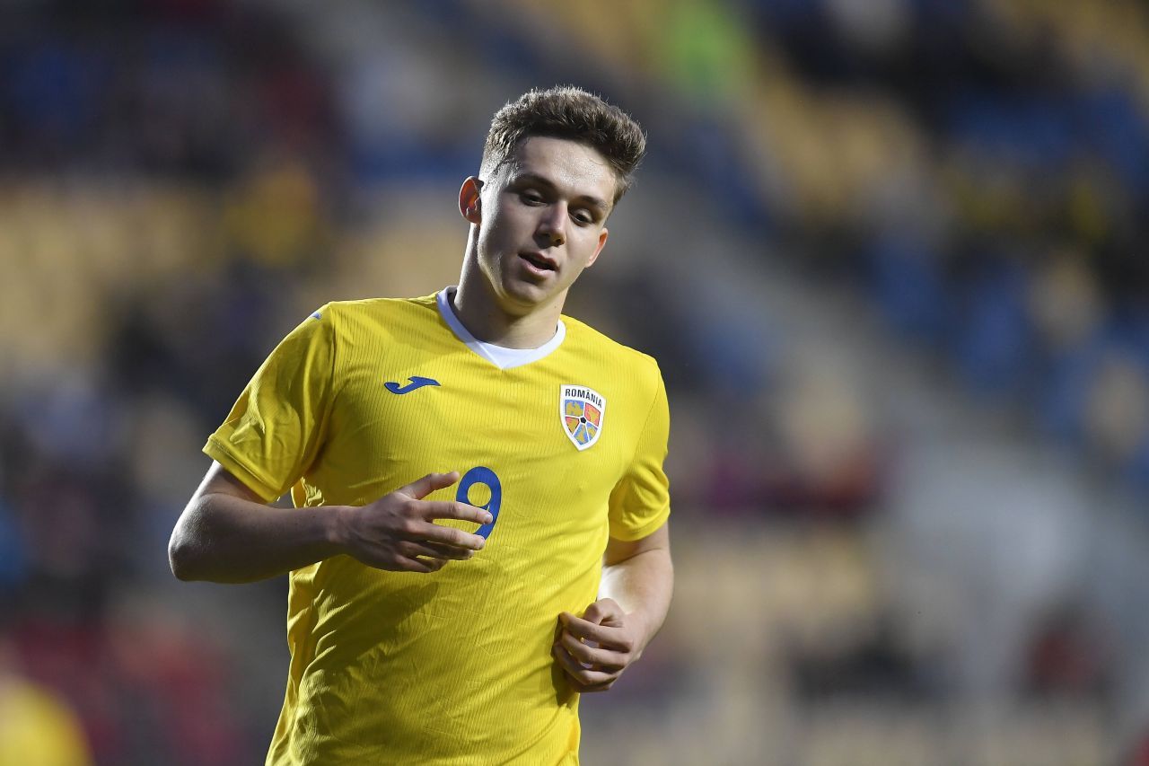 Regele Mihai! Armenia U21 - România U21 0-1, cu un gol superb al lui Cristian Mihai în '89! Cât chin, dar suntem momentan pe locul 1 în grupa pentru EURO_13