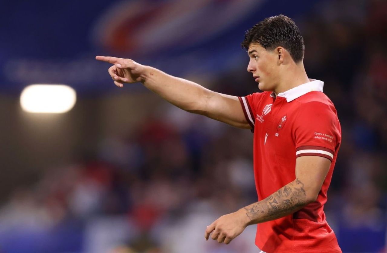 Un star din rugby, aproape să ajungă la campioana din fotbalul american! _2
