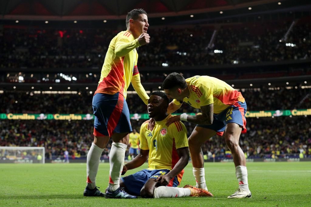 Adio, invincibilitate! De când nu mai pierduse naționala României un meci + premieră pentru Columbia_6