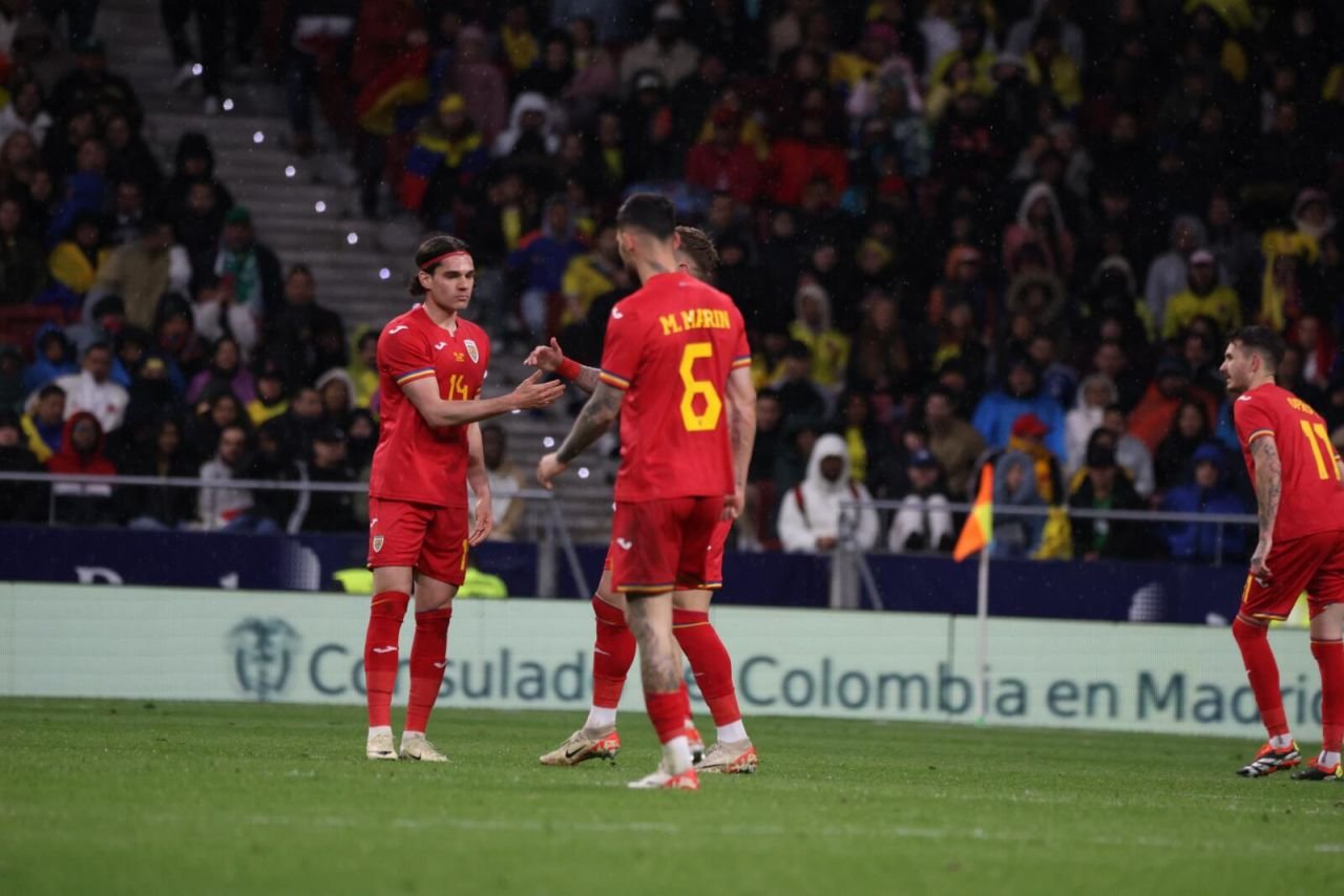 Nasol fără George Pușcaș! Cine a fost cel mai slab tricolor în meciul Columbia - România 3-2_5